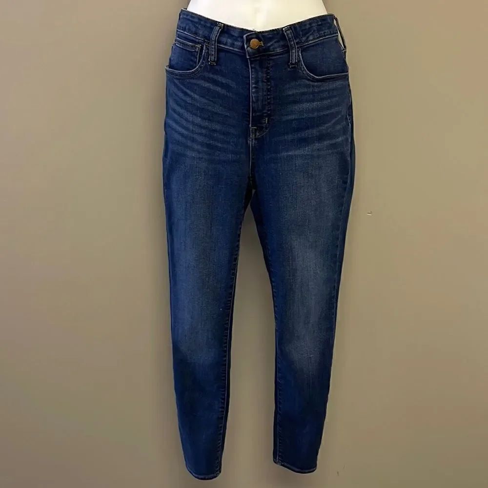 Madewell Women’s Curvy Roadtripper Medium Wash Whiskering 5-pocket Jeans- T28